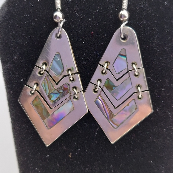 Vintage Alpaca Mexico Abalone Dangle Earrings. - Picture 4 of 13